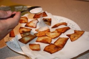 Drain & sprinkle with cinnamon sugar mixture